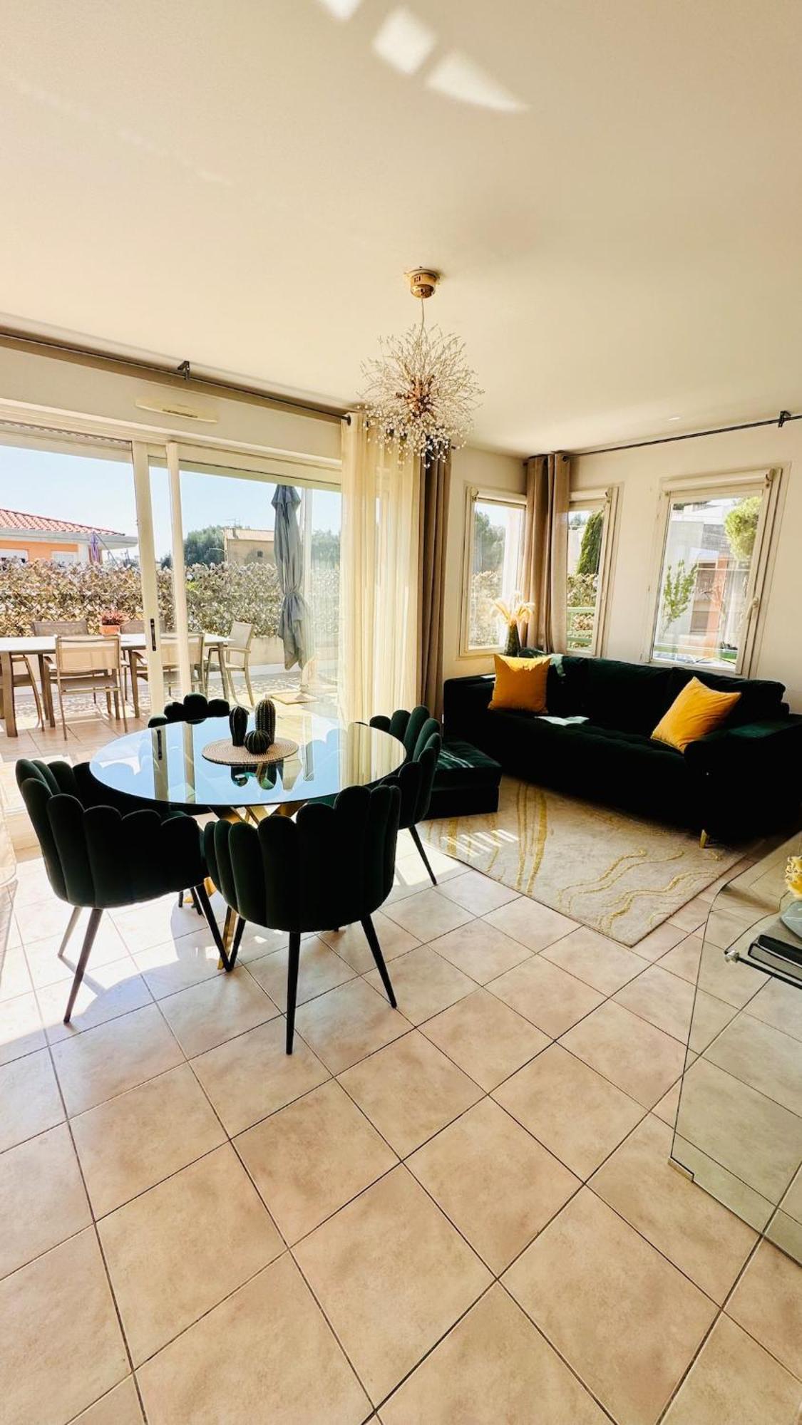 Apartment Toit Terrasse Nice